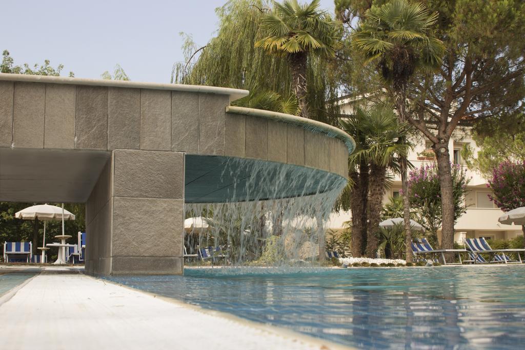 Hotel Terme Belsoggiorno Abano Terme Exterior foto
