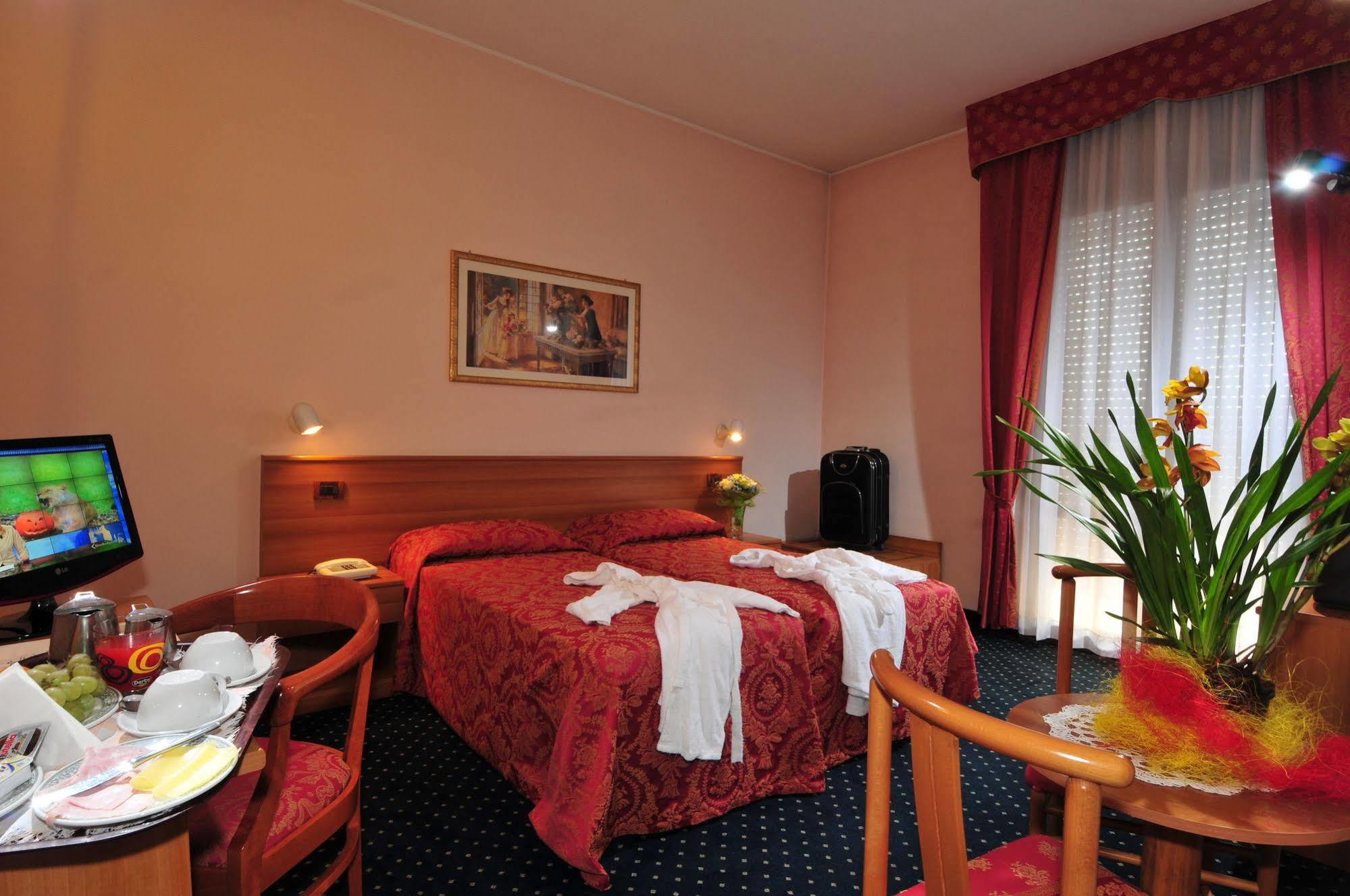 Hotel Terme Belsoggiorno Abano Terme Exterior foto